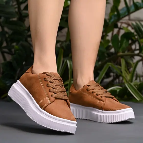 Tênis Feminino Casual Camurça Liso Plataforma Alta Cano Baixo Macio E Confortável