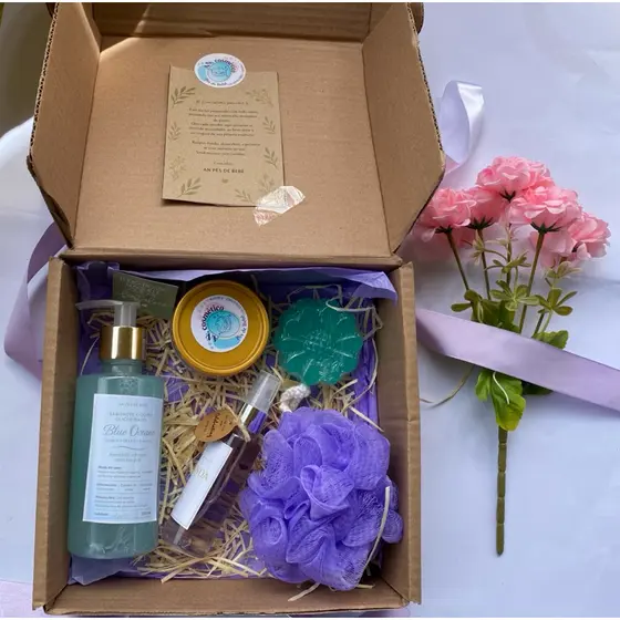 Kit Spa Autocuidado : Sabonete Líquido, Home Spray, Hidratante, Esfoliante, Sabonete Artesanal e Esponja – Presente.