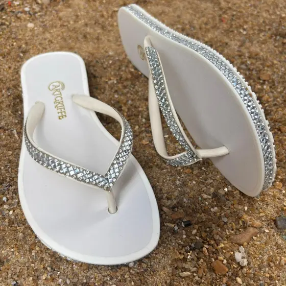 Chinelo Dedo Rasteira Feminina Strass Conforto Nova Versátil Fashion Blogueira Art Griffe Vitral