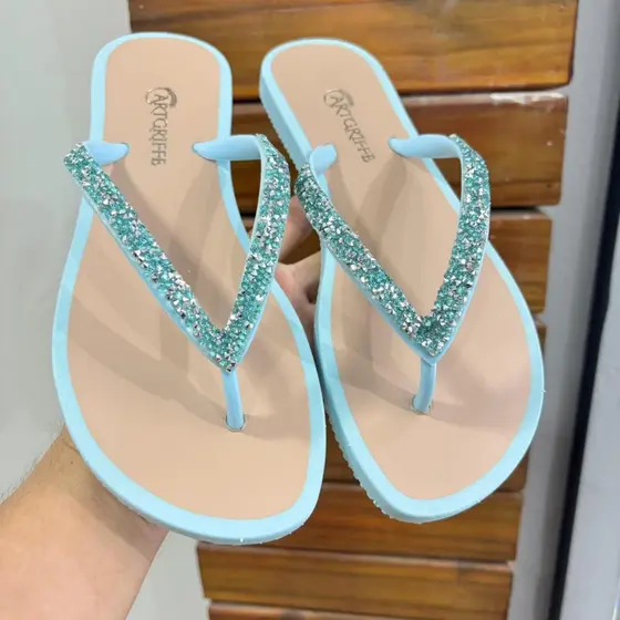 Chinelo Feminino Estilo Blogueira Moda Bico Redondo Pedras Azul E Rosa Lançamento