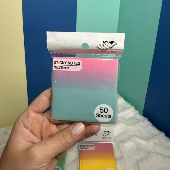 Bloco Adesivo com Glitter Degrade 76x76mm 50 Folhas - Papelaria Fofa