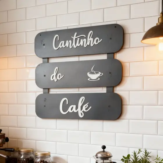 Placa Decorativa Cantinho do Café em MDF 35x36 cm Pintura Preta com Escritas Coloridas Decoração