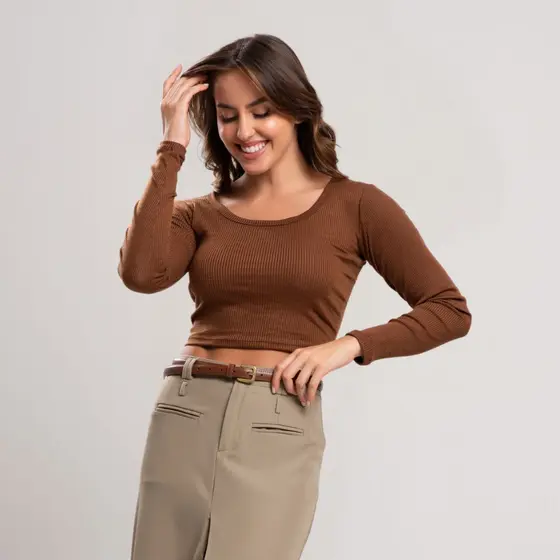 Cropped Manga Longa , Malha Canelada, Gola U