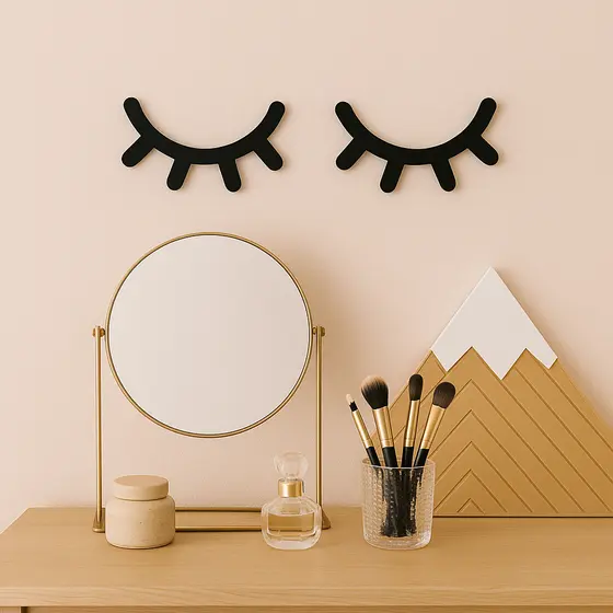 Cílios Decorativos em MDF Parede Infantil -- Quarto Penteadeira Festa