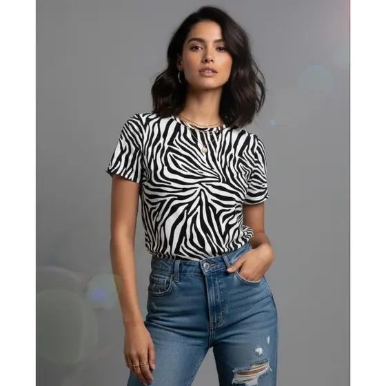 Blusa T-shirt Feminina Básica Estampa Zebra Lançamento
