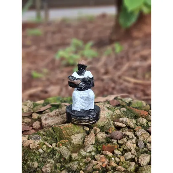Preta Velha em Resina P 7.5 cm Resina Decoração Religiosa