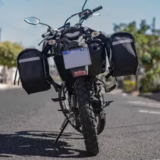 Bolsa Alforge Par Yamaha Moto Baú Universal Impermeável Reforçado 60 Litros Nylon Forrado Eva 4mm Todas As Motos