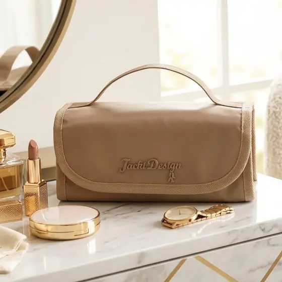 Necessaire Acetinado para Trabalho e Passeio - Leve e Espaçosa com melhor Custo-Benefício