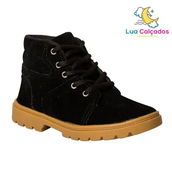 Bota Infantil Unissex Modelo Coturno Preta de Camurça com Solado Tratorado Cano Baixo - Novidade em Moda Infantil