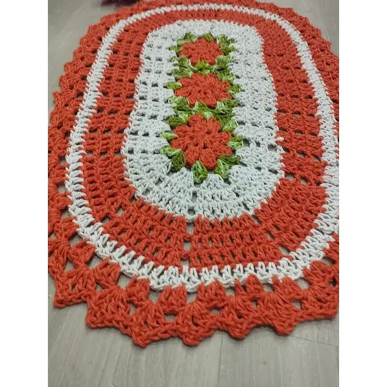 tapete oval, Laranja e cru