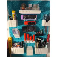 Painel Perfurado Modular 24x24cm Tipo Skadis Triangular Organizador de Parede