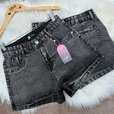 Short Preto Jeans Marmorizado Manchado Levanta Bumbum com Pinças Short Curto Cintura Alta Lycra