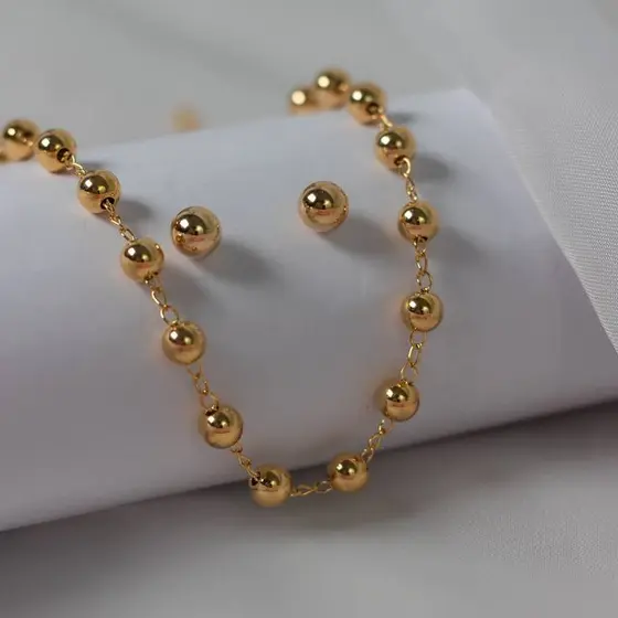 Conjunto Brinco e Colar Choker Bolinhas
