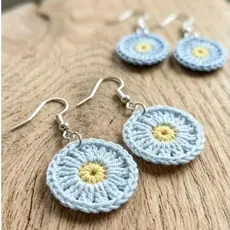 Brinco Flor de Crochê Artesanal | Romântico, Doce e Feminino