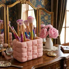 Porta Pincéis de Maquiagem Decorativo – Organizador de Mesa para Penteadeira - Acolchoado Laços
