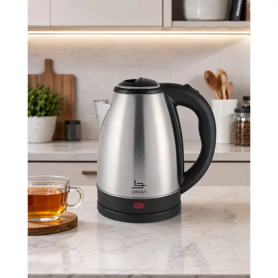 Chaleira Elétrica em inox com base giratória 1,8L de 220V