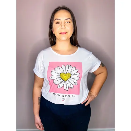 Blusa Camiseta Margarida M ao G3 Plus size delicada e feminina, camiseta feminina, blusa feminina, camiseta personalizad