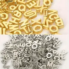 1500 Letras Furo Passante Largo ABS (Plástico com banho metalizado) 12mm P/Calcinha Letra Sortida Artesanato Personaliza