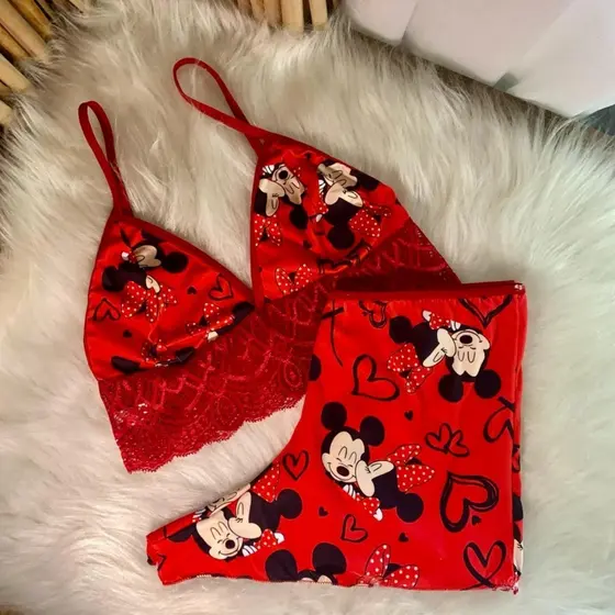 Bady Doll Pijama Personagens Estampado Suede Com Detalhe de Renda Roupa de Dormir Top Doll