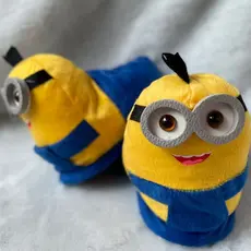 Pantufa personalizada do minion 3d
