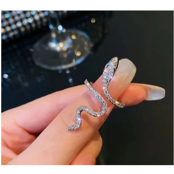 Anel de Unha Falange da Moda Decorativo Nail Art Dourado e Prata Cravejado Strass