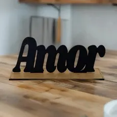 Palavra de Mesa Amor com base em MDF Preto