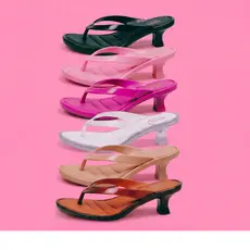 Chinelo Feminino Plataforma Leve Bico Quadrado Sandália de Dedo Conforto Tamanco Feminino Tamanquinho da moda