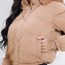 Jaqueta Feminina Puffer Forrada Térmica Peluciada Com Touca Removível Estilosa e Quentinha Inverno