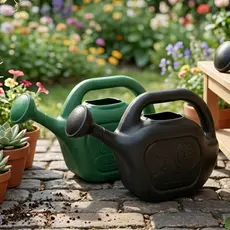Regador 5 Litros Multiuso Com Bico Removível Preto ou Verde