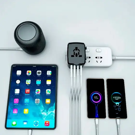 Adaptador Internacional com USB e Tipo-C