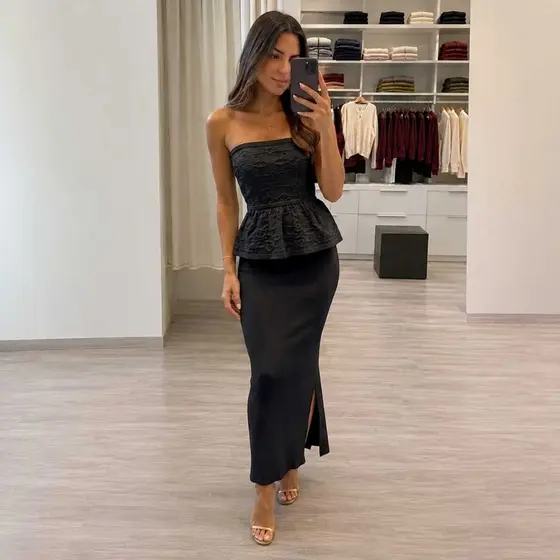 Conjunto  de modal tomara que caia e saia midi fenda lateral