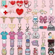 Coração Médico Estetoscópio Bandagem Esmalte Pino Órgão Pílula Bowknot Broche Lapela Crachá Acessórios Presente Para Enf
