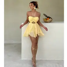 Vestido Macaquinho Feminino Tule Premium com Caimento Leve e Fluido Detalhes Drapeados Frontais Amarração no Pescoço
