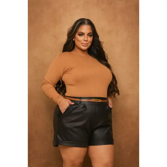 SHORT COURO FAKE PLUS SIZE FEMENINO