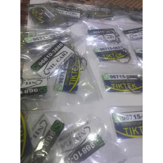 Kit com 40 chaveiros para personalizar com sua logo