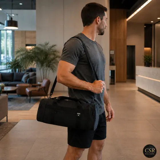 MALA BOLSA DE MÃO E OMBRO PEQUENA (P) PRETA  ACADEMIA VIAGEM  TRABALHO FUTEBOL LAZER NR4