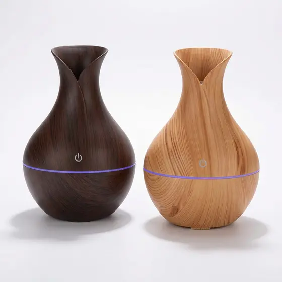 Umidificador Design de Vaso Aromatizador Silencioso textura de Madeira Recarregável com LED