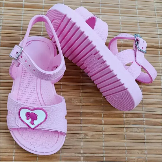 SANDÁLIA INFANTIL ANTIDERRAPANTE BARBIE ROSA CONFORTÁVEL E ESTILOSA PARA SEU BEBÊ