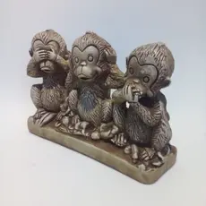 Escultura Trio de macacos da sabedoria. Peça decorativa de gesso. Trio ñ vejo,ñ falo,ñ escuro. Trio de macacos. estátua.