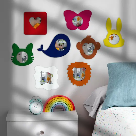Espelho Infantil Temático Decoração Bebê p/ Quarto Espelho Criança em Metal Colorido 35x25cm