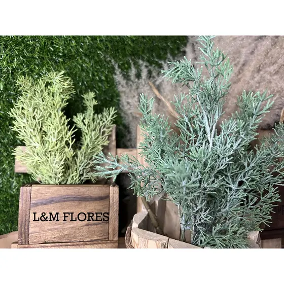 Buquê de Folhagem de Avenca artificial com 5 galhos ideal para arranjos e decoração de casamento, festas e eventos