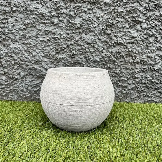 Vaso decorativo em polietileno para Planta Modelo Esfera PP