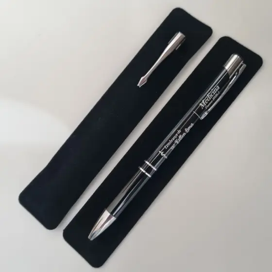 Caneta Metal Personalizada com nome + estojo tipo capinha de veludo