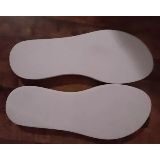 Solado para chinelos de borracha( kit 6 pares soldado sem furos e sem tiras