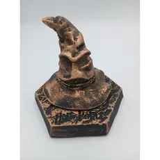 Chapéu Seletor Harry Potter com Base - Escultura em Resina