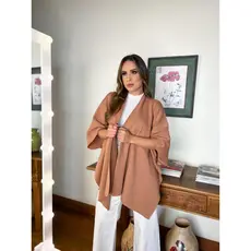 Poncho Feminino de Tricot com Manga Capa de Lanzinha Tricô Moda Inverno Avivah Confecções