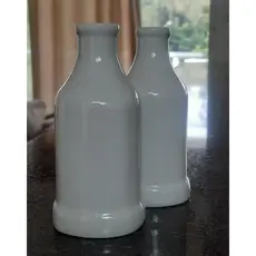 Jogo 2 Vasos garrafa decorativo - porcelana Branca