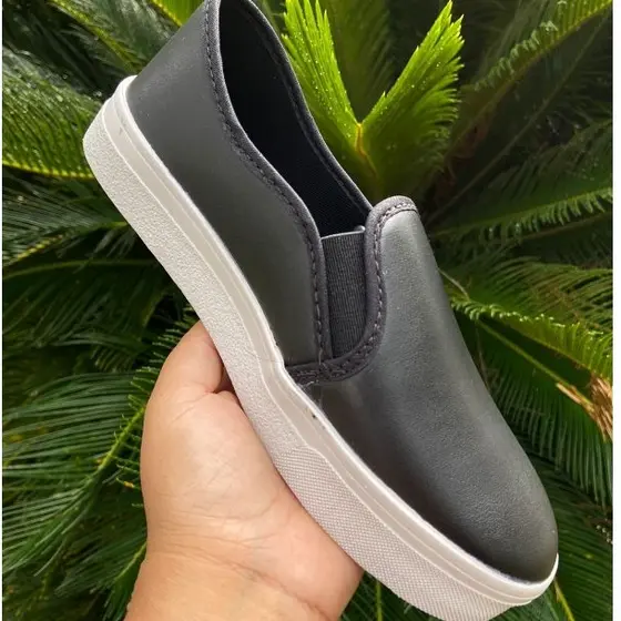 Tênis Feminino Iate Slip On Casual Confortável Pingente