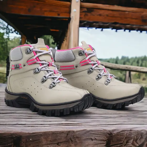Bota Coturno Adventure Feminino Couro Palmilha Gel Sola Antiderrapante C.A 48.067