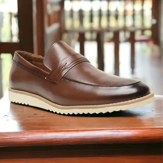 Sapato Social Masculino Couro Legítimo Mocassim Slip On Sport Fino Leve e Confortável